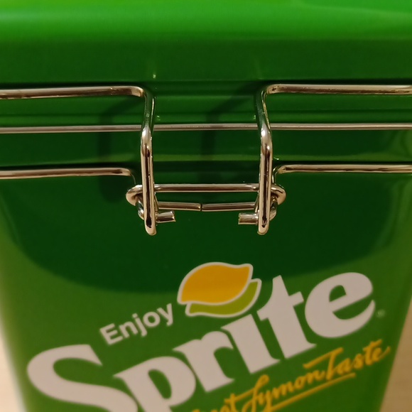 Coca Cola Sprite Kitchen Tin Storage Canister Cookie Jar Tea - Picture 10 of 12
